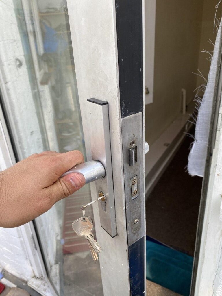Upvc hardware Emergency Locksmith in London